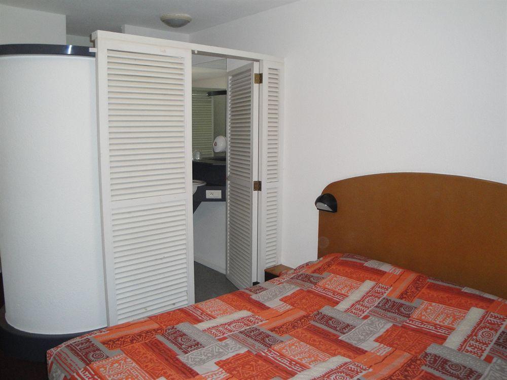 Quick Palace Hotel Noyelles-Godault Esterno foto